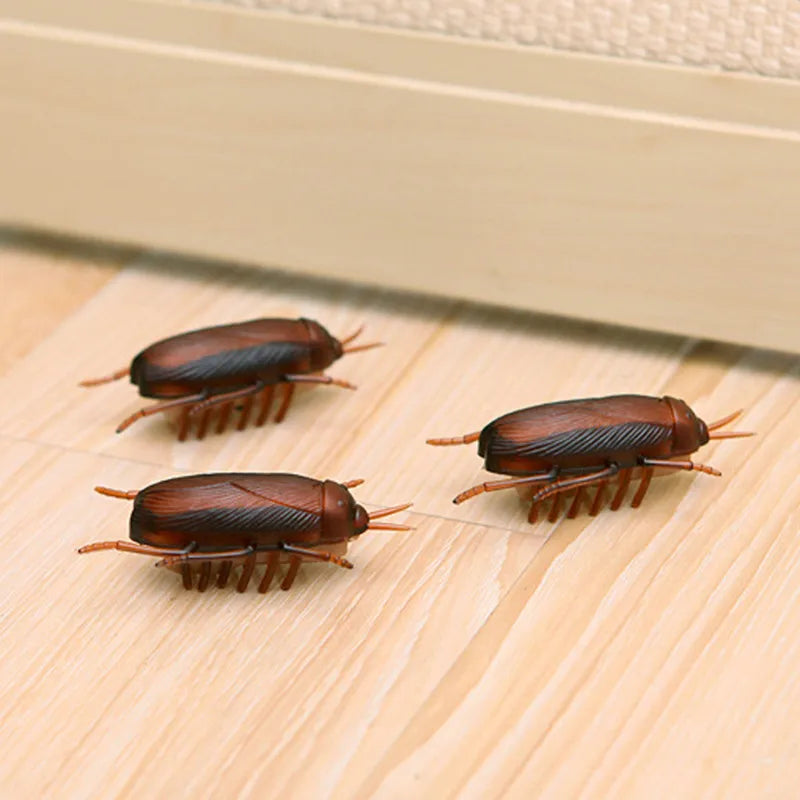 1pcs Funny Electronic Pet Interactive Play Toy For Cats Eletric Running Cockroach Pet Dog Cat Interactive Toy Battery Powered